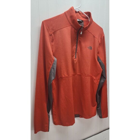 The North Face 1/4 Zip Men's Shirt Medium - Picture 2 of 14